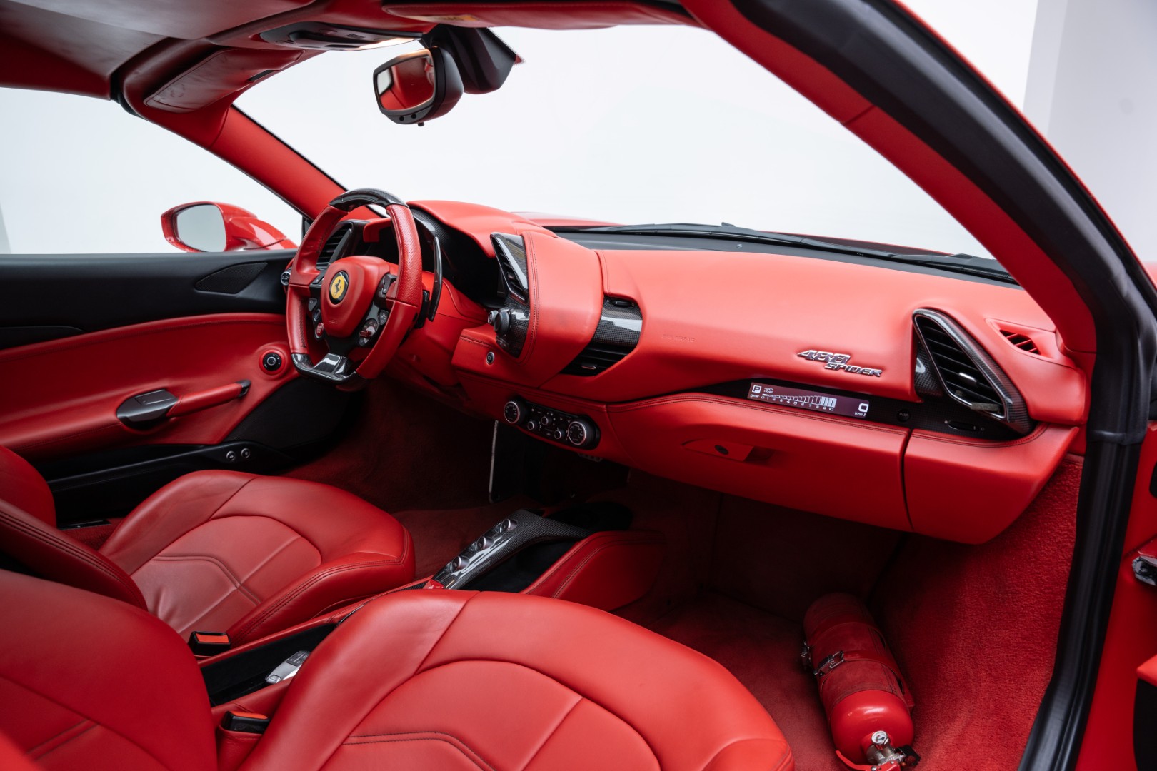 2017 FERRARI 488 SPIDER | GCC | EXCELLENT CONDITION | MAIN DEALER SERVICE